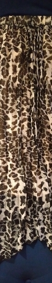 Pleated, Leopard Print Handkerchief-Cut Midi-Skirt - Picture 16 of 16